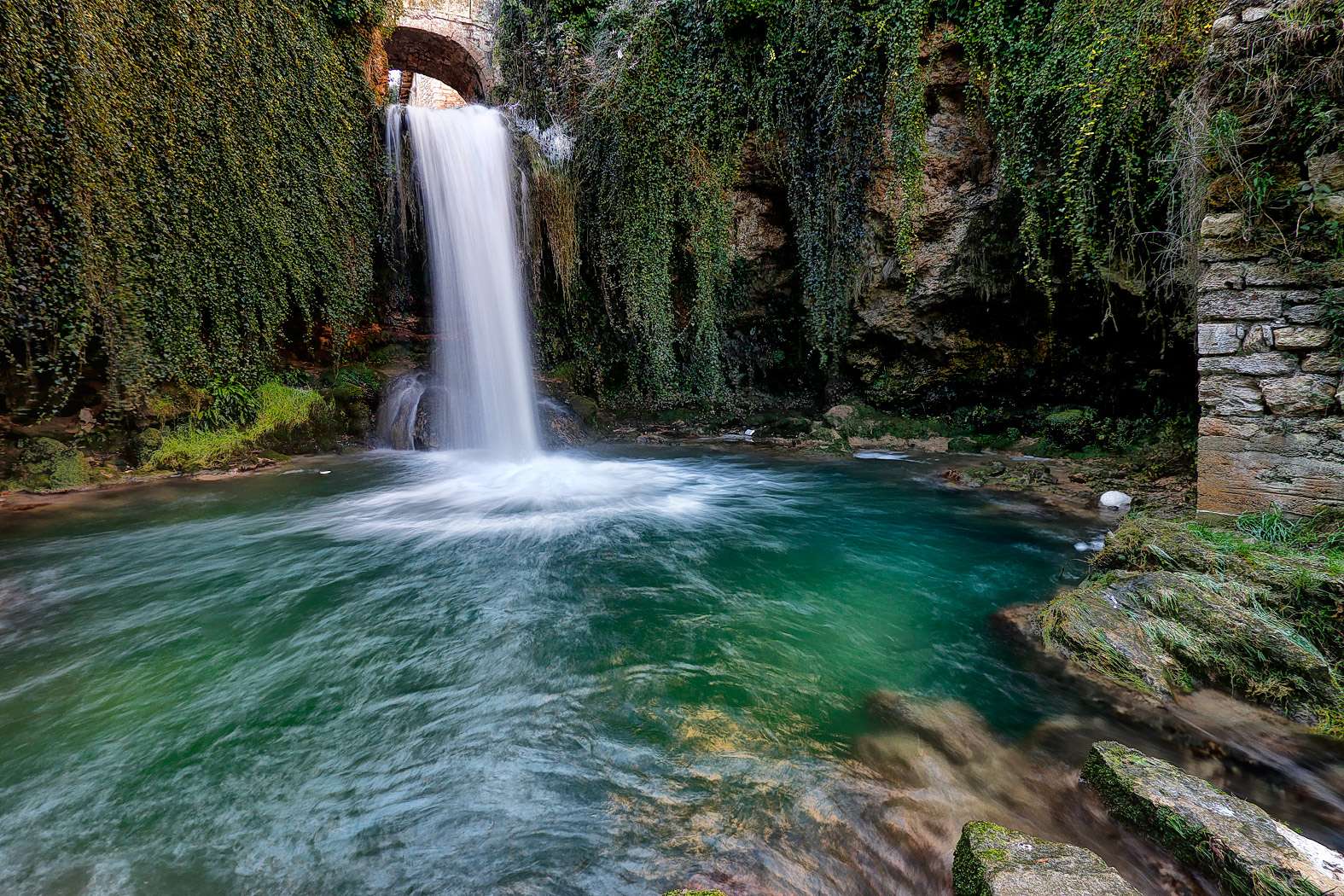 beautiful-villages-spain-holy-holy-week